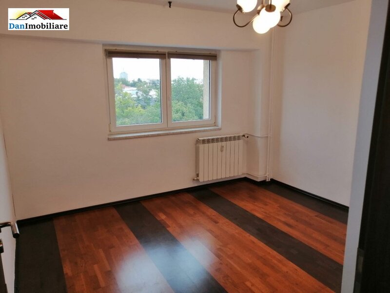 Piata Victoriei Apartament nemobilat, 2 camere,